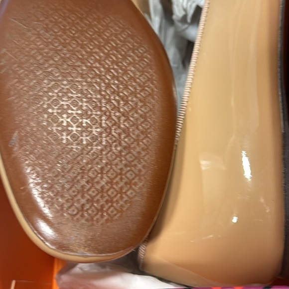 Authentic Tory Burch Flats - Picture 12 of 13